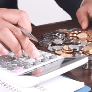 Suggerimenti per la gestione del denaro per budget di casinò snelli